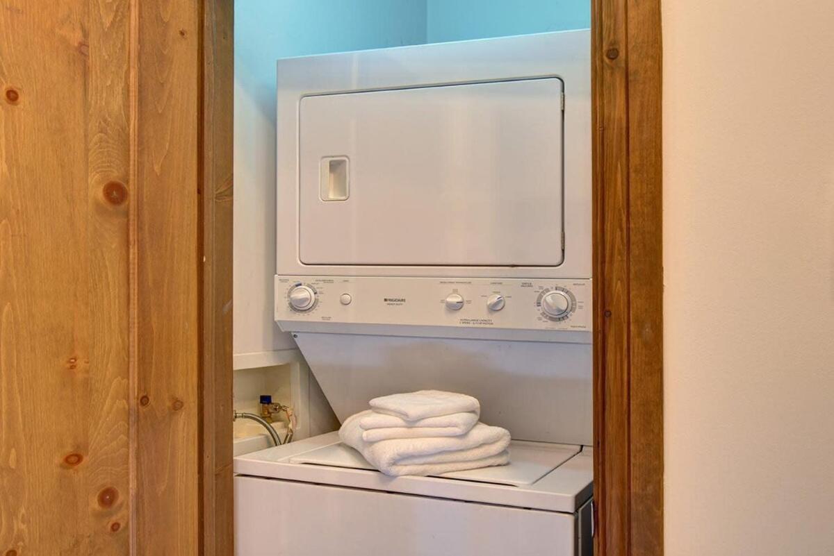 Huge Condo In Front Of Tremblant Ski Resort Mont-Tremblant Ngoại thất bức ảnh